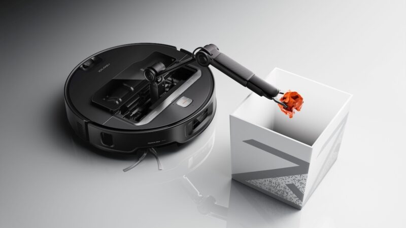 CES 2025 : Roborock เปิดตัวหุ่นยนต์ดูดฝุ่นรุ่น Saros Z70 มาพร้อมแขนกลพับเก็บได้ เก็บสิ่งของขนาดเล็กได้